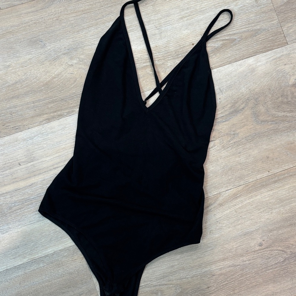 OLIVACEOUS BLACK SUEDE-LIKE OPEN BACK BODYSUIT